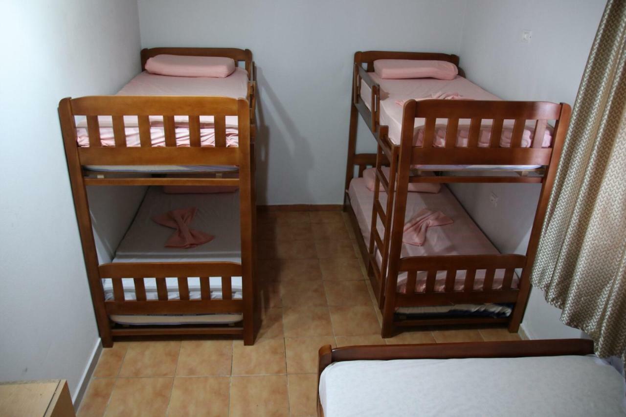 Eden Hostel Tiranë Eksteriør bilde